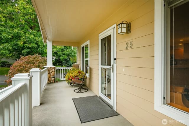 Property photo for 500 Fieldstone Loop ##25, Lynden photo 4