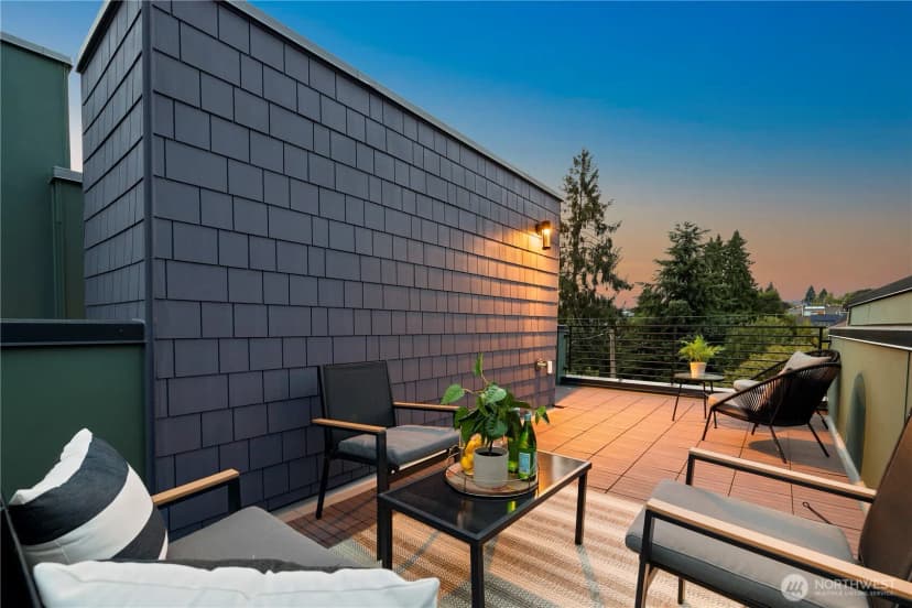 Property photo for 1529 N 39th Street, Seattle photo 25