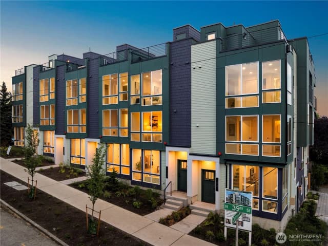 Property photo for 1529 N 39th Street, Seattle