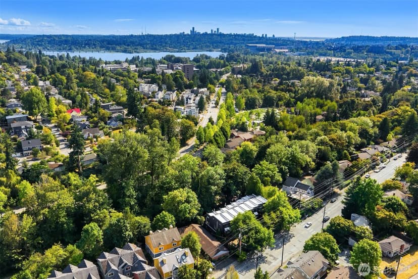 Property photo for 4505 Ne 55th Street, Seattle photo 24