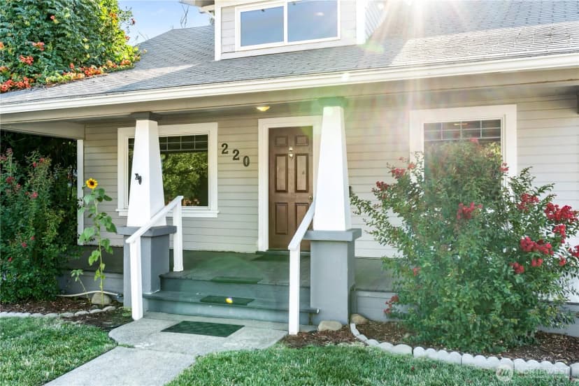Property photo for 220 S Roosevelt Street, Walla Walla photo 3
