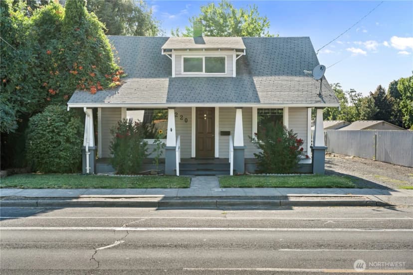 Property photo for 220 S Roosevelt Street, Walla Walla photo 2