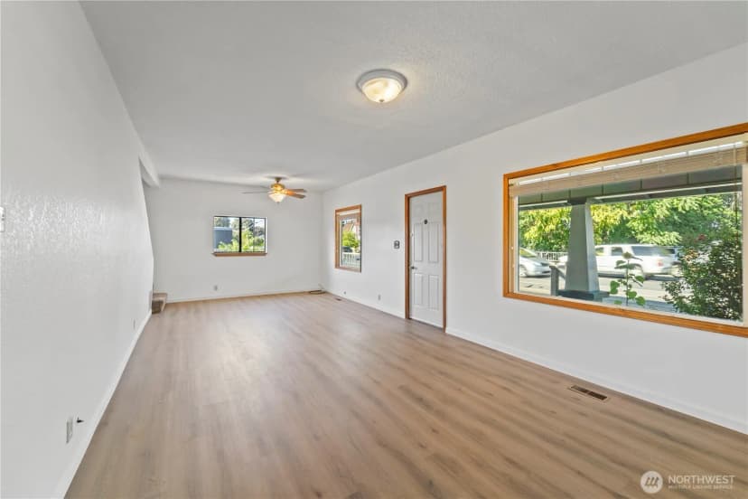 Property photo for 220 S Roosevelt Street, Walla Walla photo 8