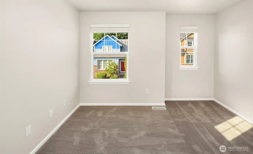 Property photo for 13047 Ne 138th Place, Kirkland photo 29