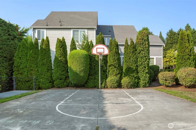 Property photo for 13047 Ne 138th Place, Kirkland photo 36