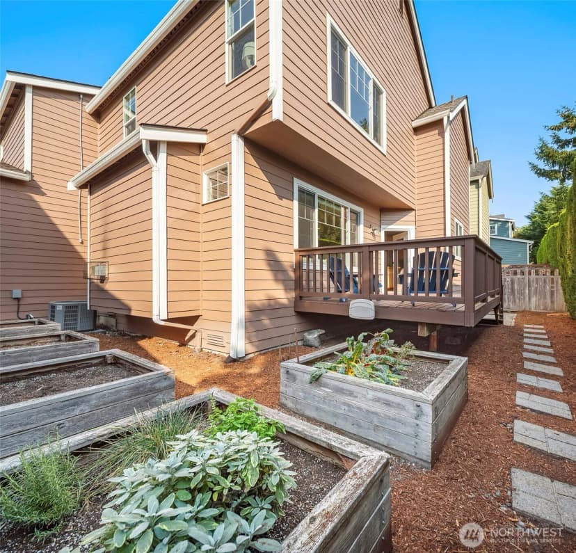 Property photo for 13047 Ne 138th Place, Kirkland photo 33