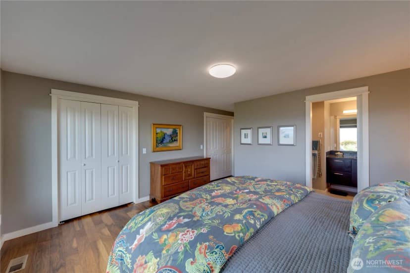 Property photo for 1406 Bonnie View Acres Rd, Oak Harbor photo 15