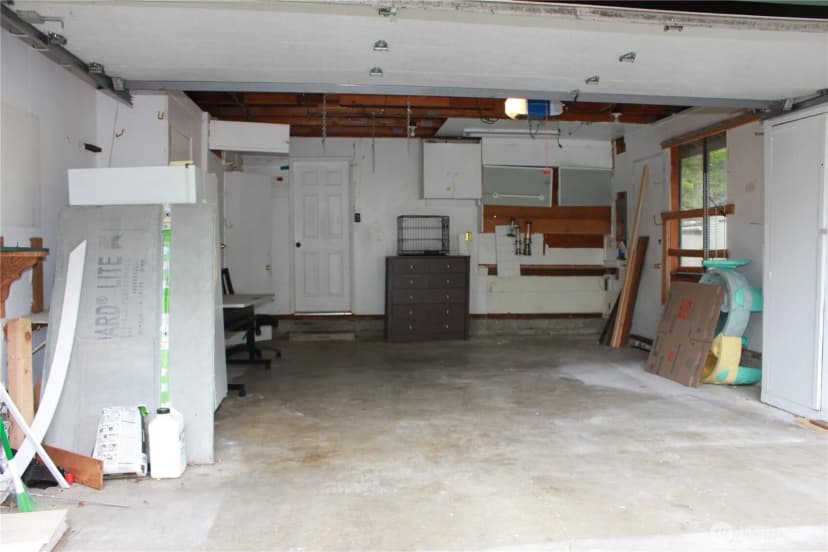 Property photo for 2809 179th Avenue Ne, Redmond photo 28