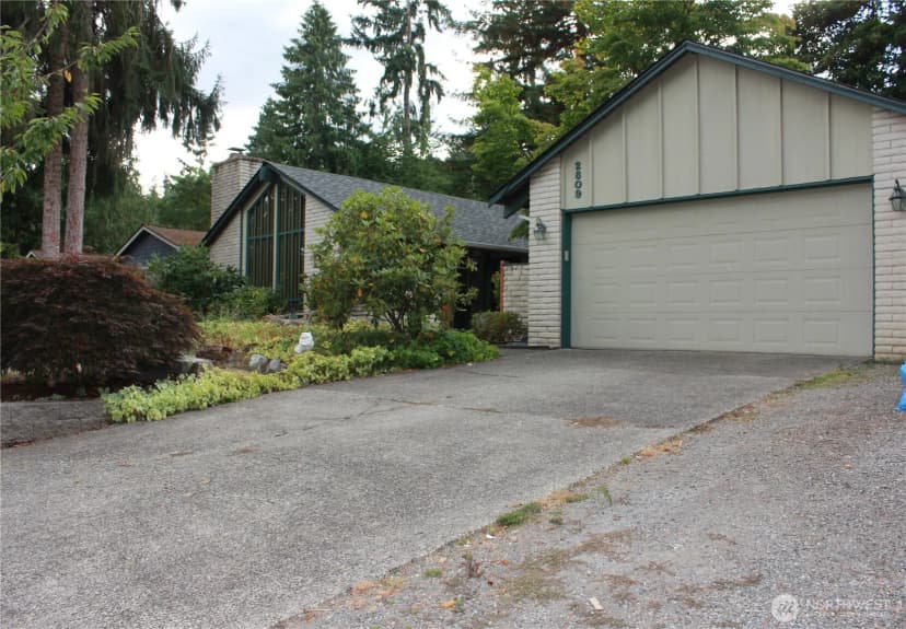 Property photo for 2809 179th Avenue Ne, Redmond photo 4
