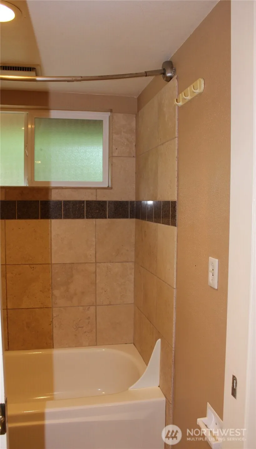 Property photo for 2809 179th Avenue Ne, Redmond photo 26
