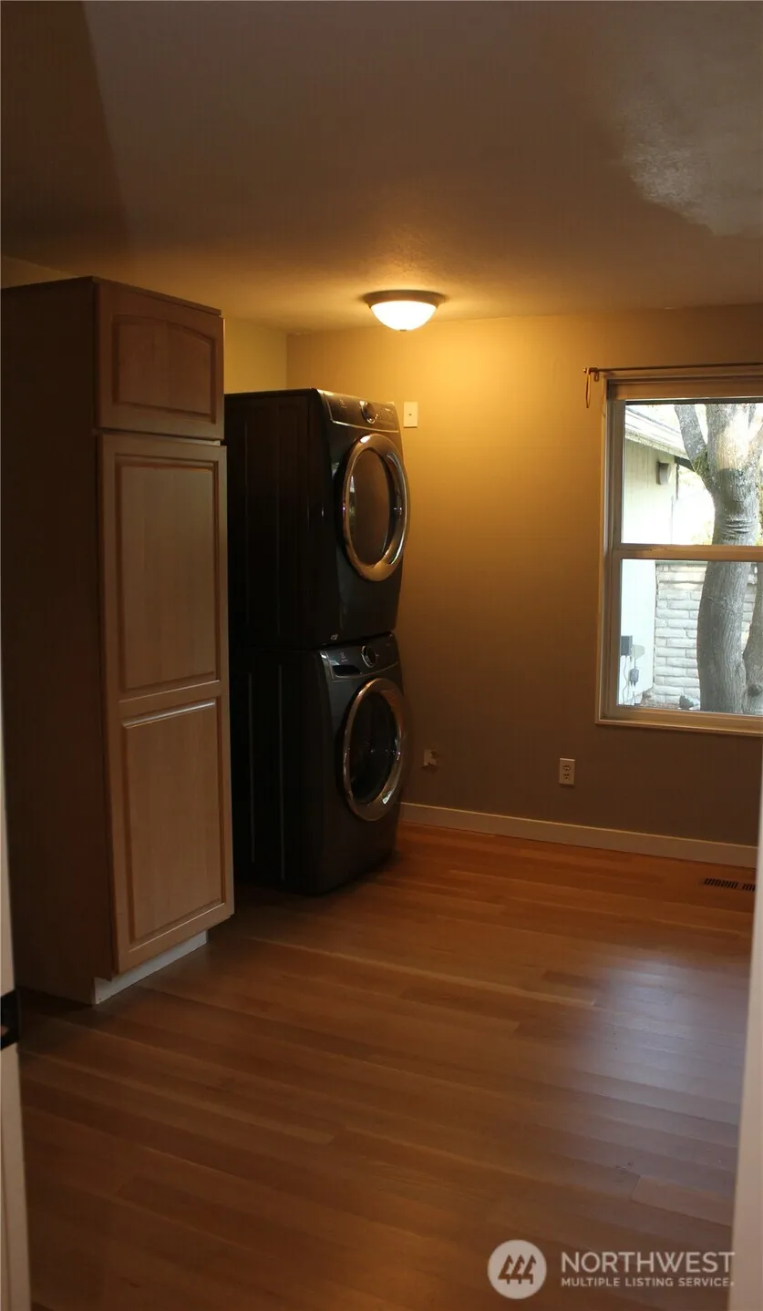 Property photo for 2809 179th Avenue Ne, Redmond photo 16