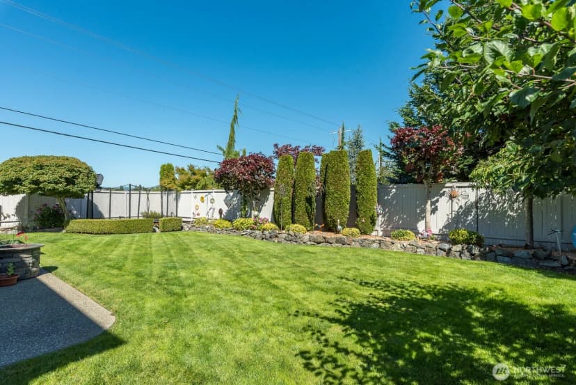Property photo for 28325 71st Drive Nw, Stanwood photo 34