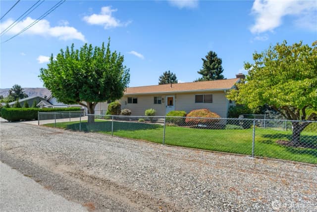 Property photo for 476 N James, East Wenatchee photo 2