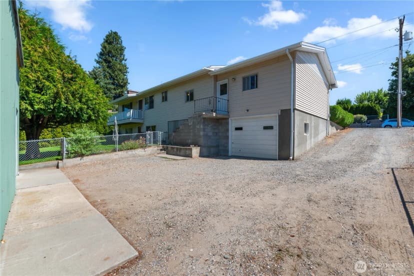 Property photo for 476 N James, East Wenatchee photo 30