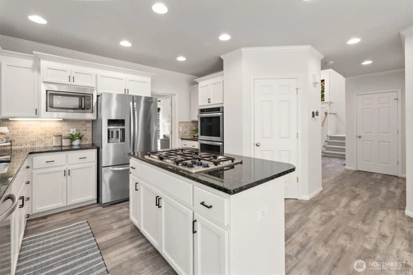 Property photo for 20537 Ne 34th Place, Sammamish photo 9