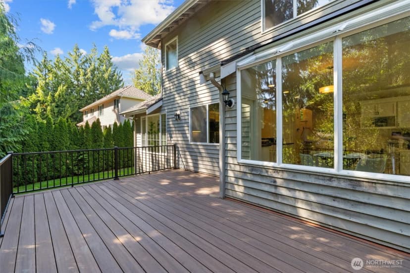 Property photo for 20537 Ne 34th Place, Sammamish photo 32