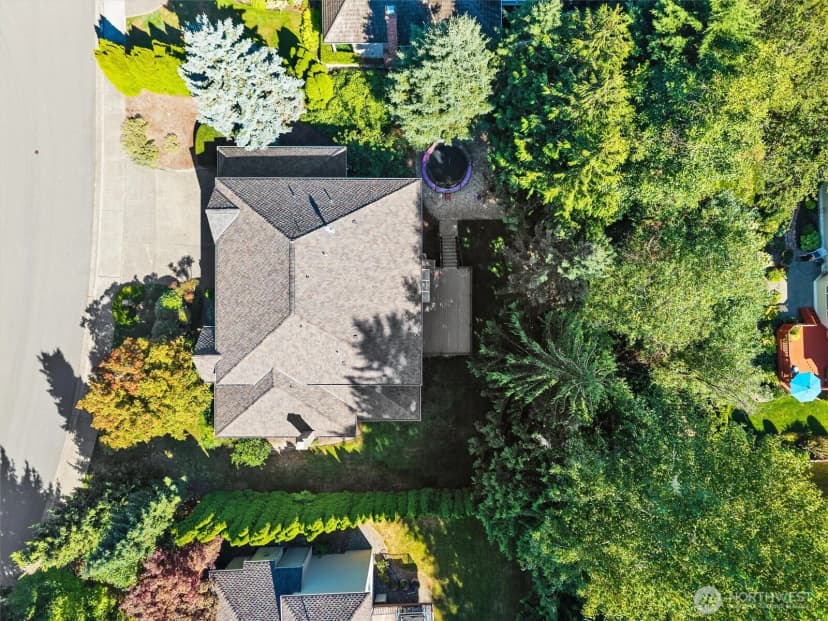 Property photo for 20537 Ne 34th Place, Sammamish photo 37