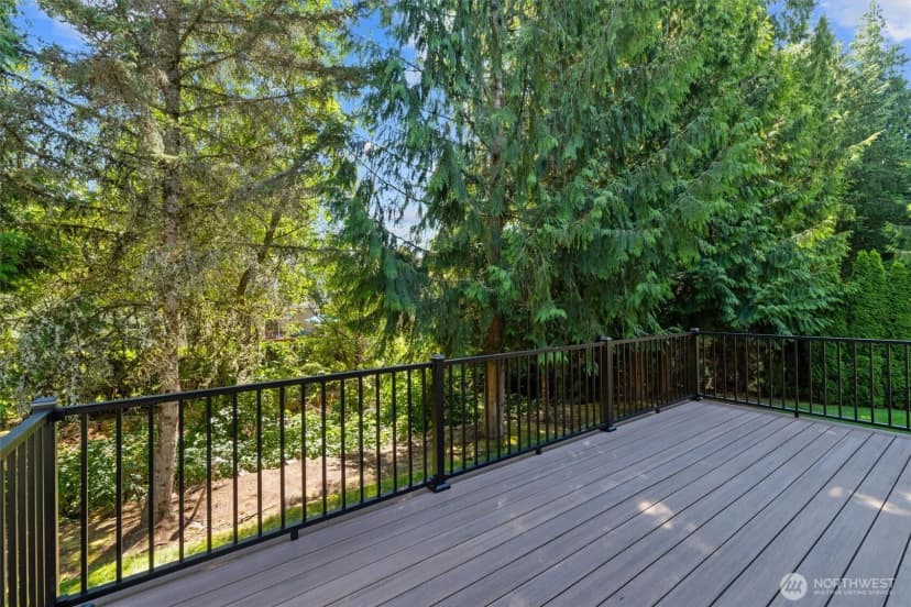 Property photo for 20537 Ne 34th Place, Sammamish photo 31