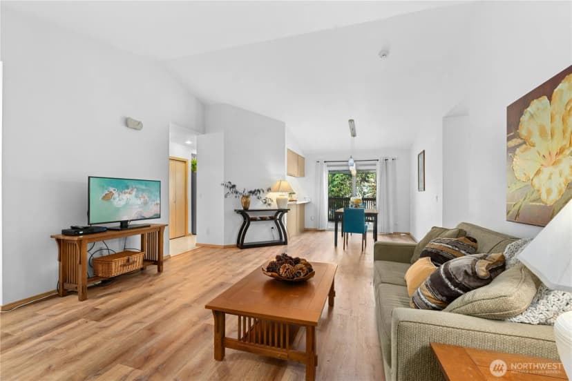 Property photo for 11416 Se 228th Place, Kent photo 5