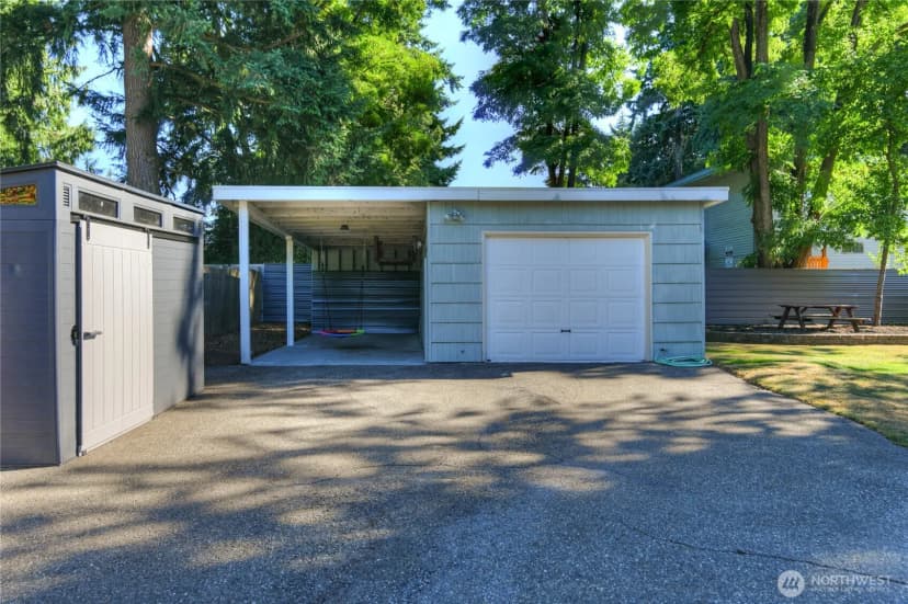 Property photo for 4709 14th Avenue Se, Lacey photo 31
