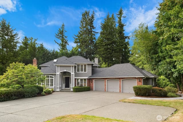Property photo for 21416 Ne 81st Street, Redmond