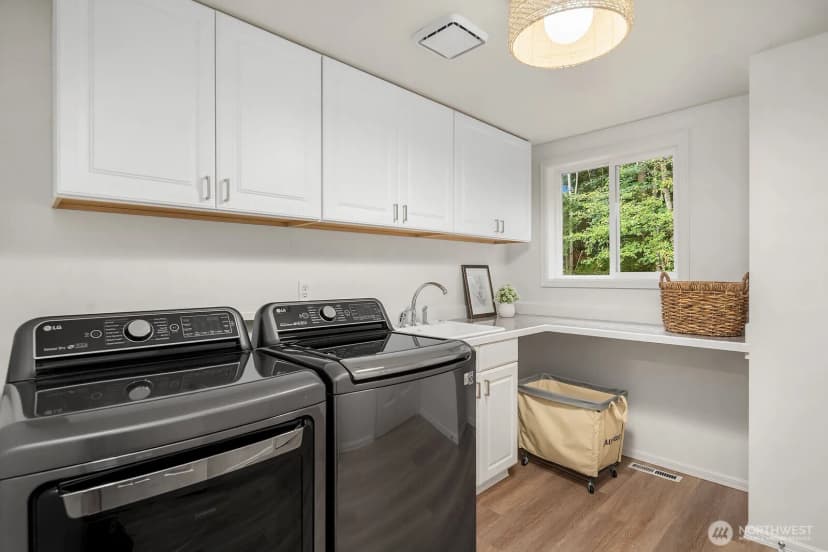 Property photo for 21416 Ne 81st Street, Redmond photo 19