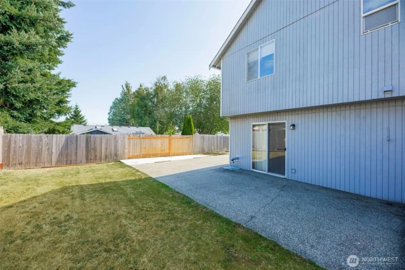Property photo for 18 B E Intercity Avenue, Everett photo 33