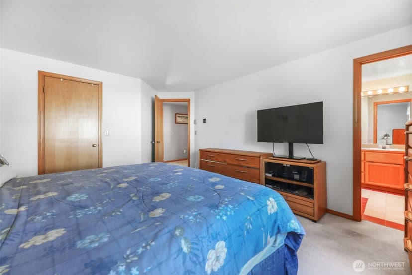 Property photo for 18 B E Intercity Avenue, Everett photo 22