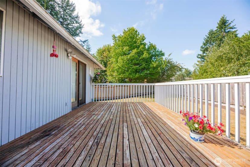 Property photo for 18 B E Intercity Avenue, Everett photo 32