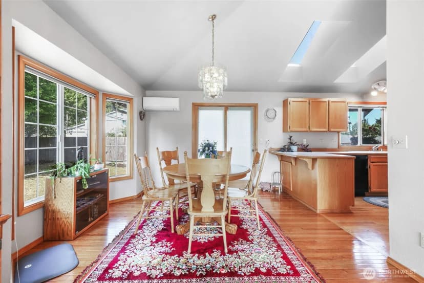 Property photo for 18 B E Intercity Avenue, Everett photo 10