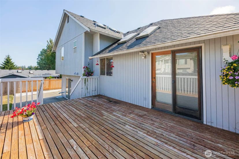 Property photo for 18 B E Intercity Avenue, Everett photo 30