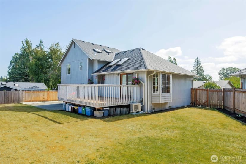 Property photo for 18 B E Intercity Avenue, Everett photo 29