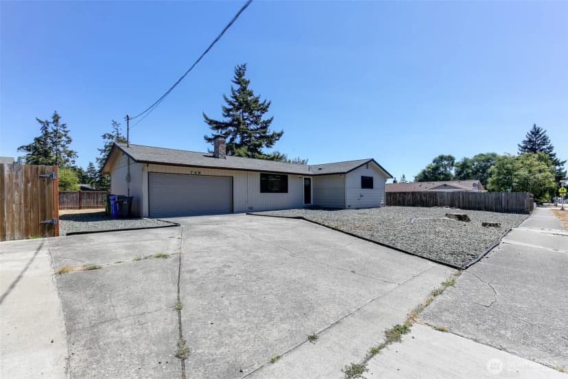 Property photo for 748 Sw Heller Street, Oak Harbor photo 27