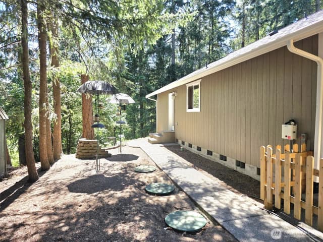 Property photo for 22213 N Clear Lake Boulevard Se, Yelm photo 5