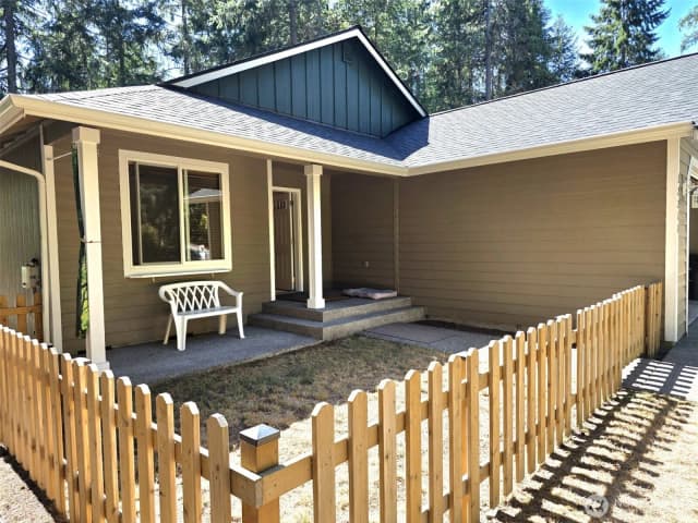 Property photo for 22213 N Clear Lake Boulevard Se, Yelm photo 3