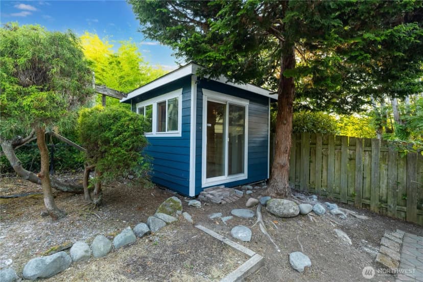 Property photo for 916 N Stadium Way, Tacoma photo 36