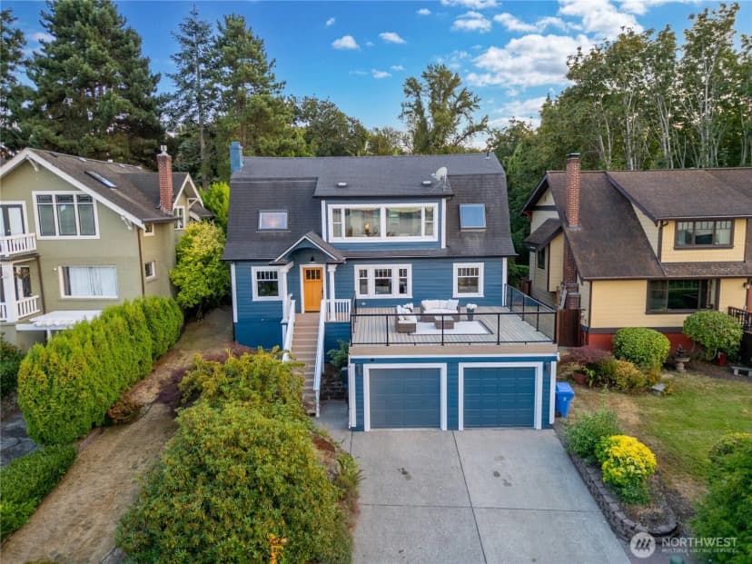 Property photo for 916 N Stadium Way, Tacoma