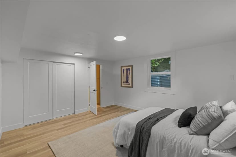 Property photo for 916 N Stadium Way, Tacoma photo 32