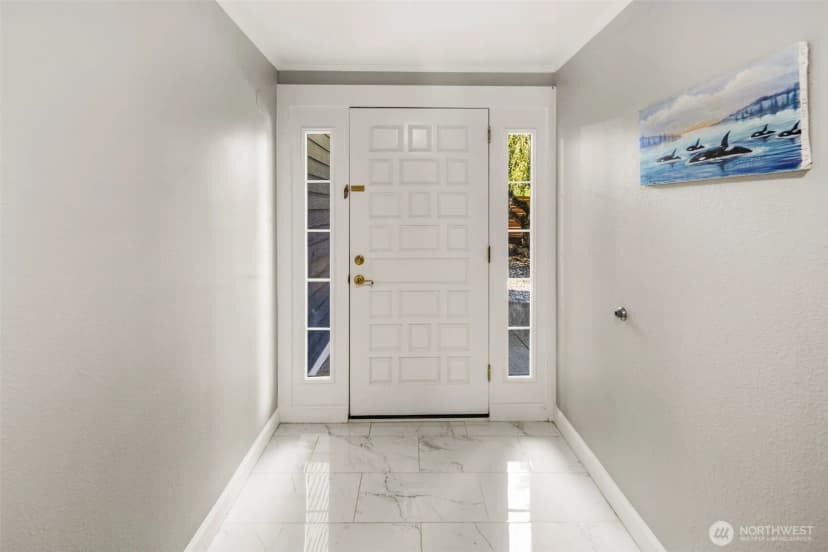 Property photo for 5858 156th Avenue Ne, Redmond photo 4