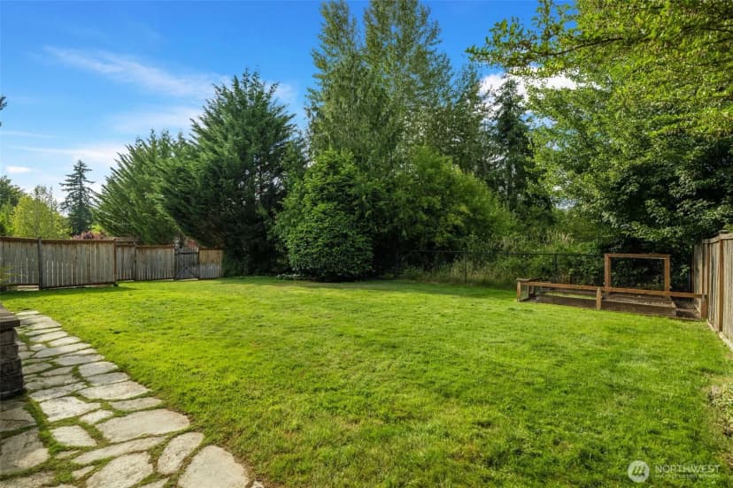 Property photo for 108 239th Way Se, Sammamish photo 15