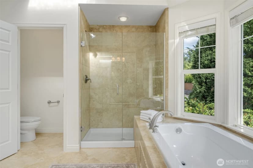 Property photo for 108 239th Way Se, Sammamish photo 25