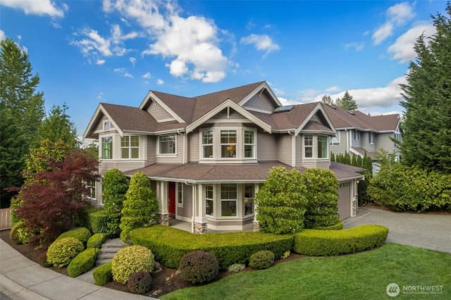 Property photo for 108 239th Way Se, Sammamish photo 4