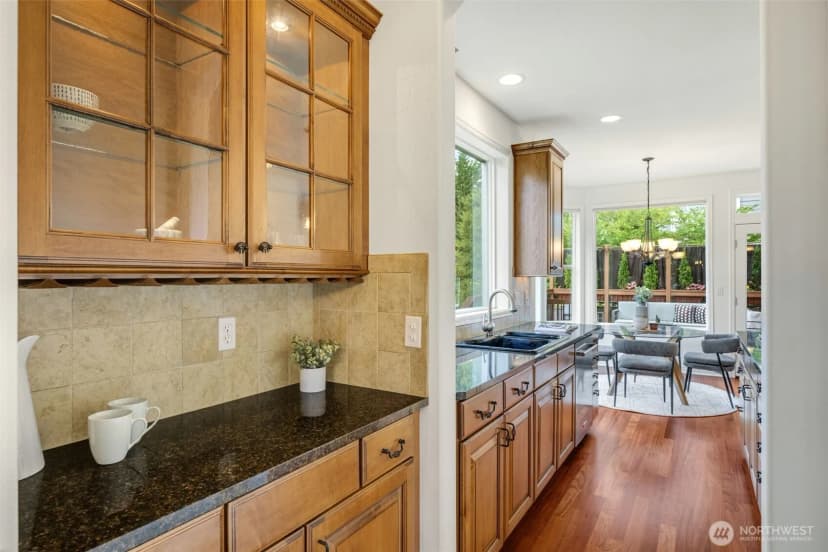Property photo for 108 239th Way Se, Sammamish photo 12