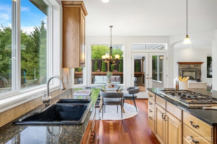 Property photo for 108 239th Way Se, Sammamish photo 10