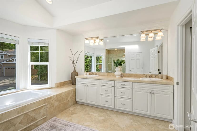Property photo for 108 239th Way Se, Sammamish photo 26