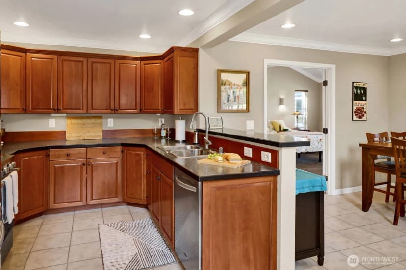 Property photo for 613 E Maberry Drive, Lynden photo 14