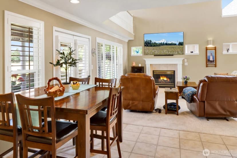 Property photo for 613 E Maberry Drive, Lynden photo 11