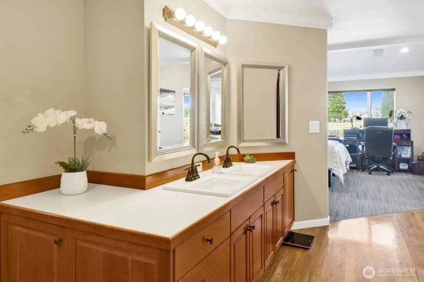 Property photo for 613 E Maberry Drive, Lynden photo 21