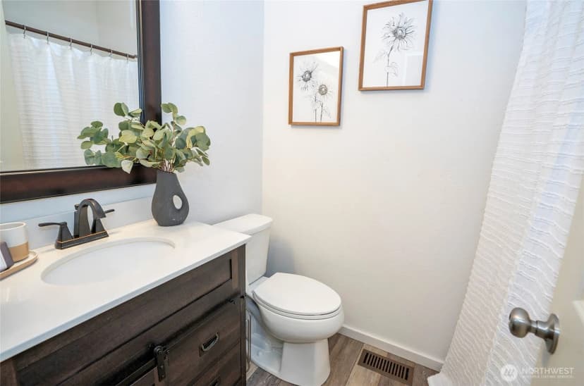 Property photo for 2416 205th Avenue Sw, Lakebay photo 18