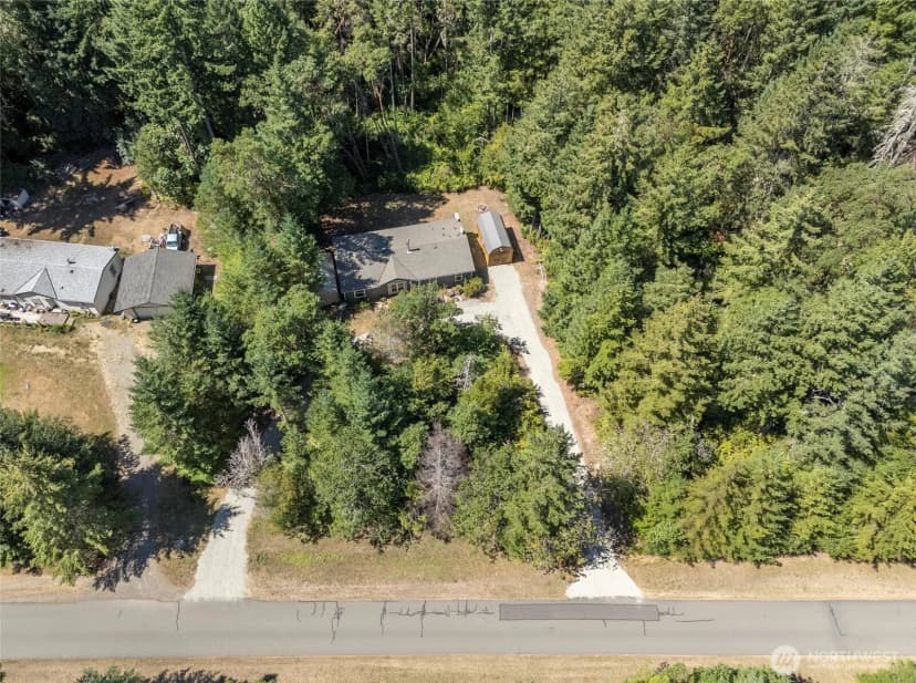 Property photo for 2416 205th Avenue Sw, Lakebay photo 22